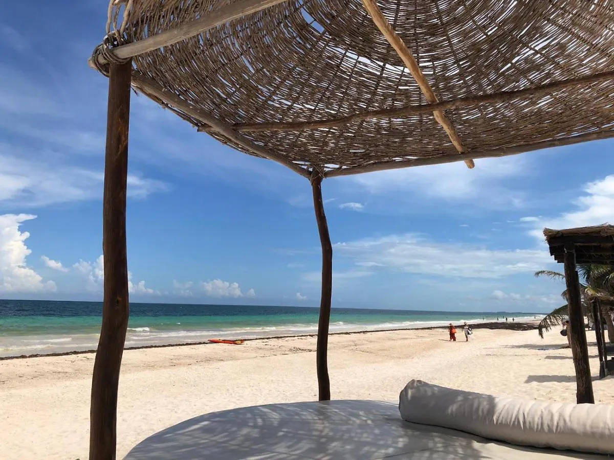 Teetotum Hotel Tulum
